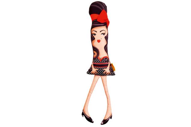 Boneca Amy Winehouse, R$ 69,90. Museu da Imagem e do Som (MIS). Boneca Amy Winehouse, R$ 69,90. Museu da Imagem e do Som (MIS).