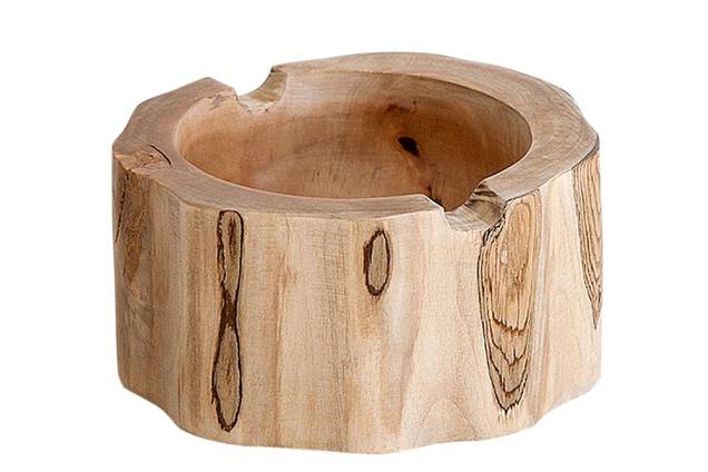 Cinzeiro de madeira, R$ 89,90. Zara Home. Cinzeiro de madeira, R$ 89,90. Zara Home.