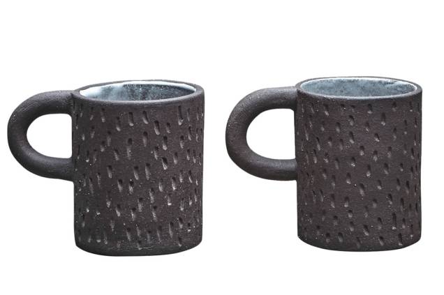 Xícaras de argila para expresso, R$ 96,00 o par. Noni SP. Xícaras de argila para expresso, R$ 96,00 o par. Noni SP.