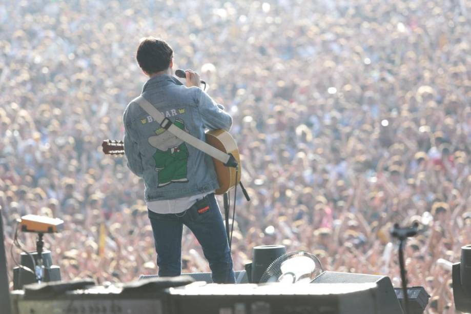 Vampire Weekend agita público moderninho