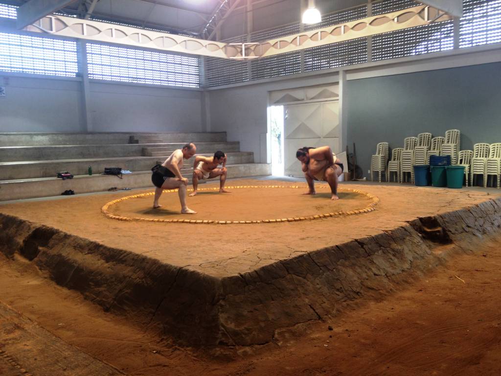 Entidade promove treino aberto de sumô neste domingo no Bom Retiro