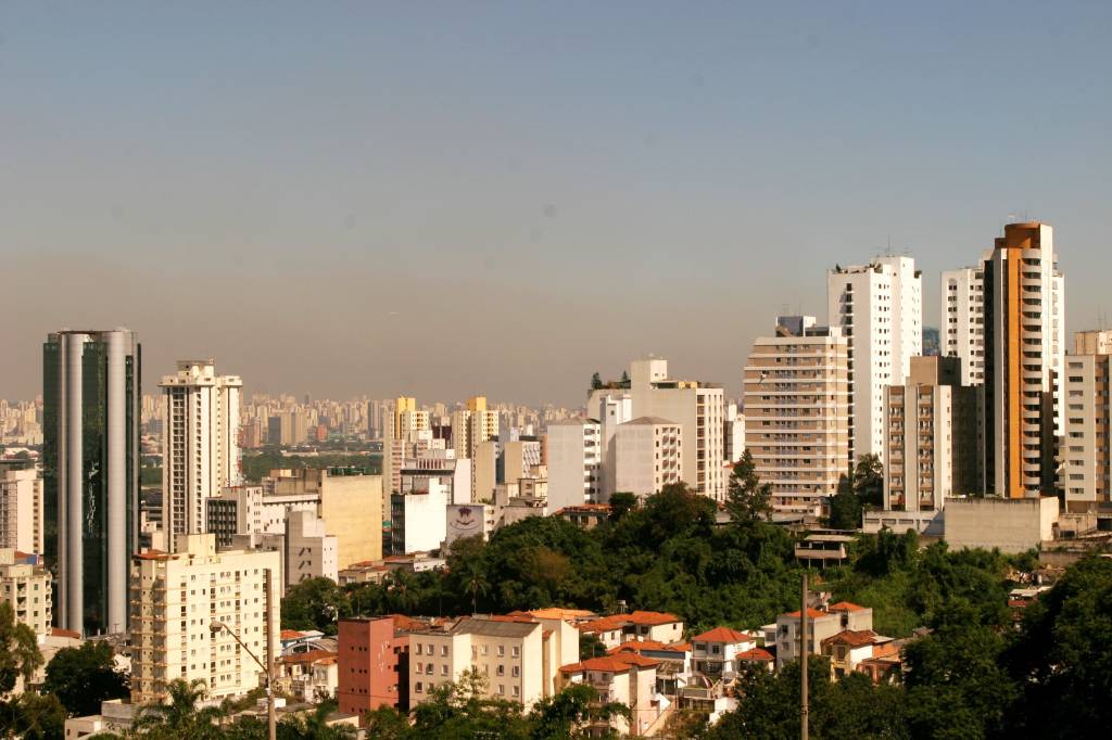Venda de imóveis residenciais novos sobe 2,5% em abril