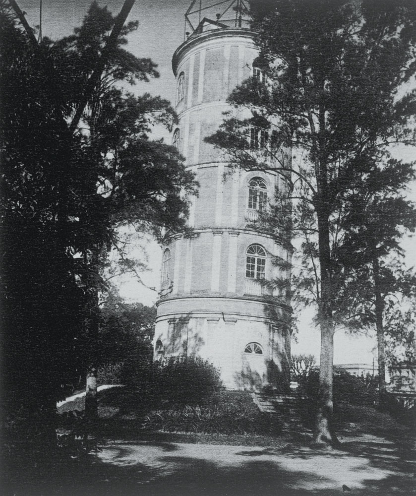 Já ouviu falar da Torre de Pisa paulistana?