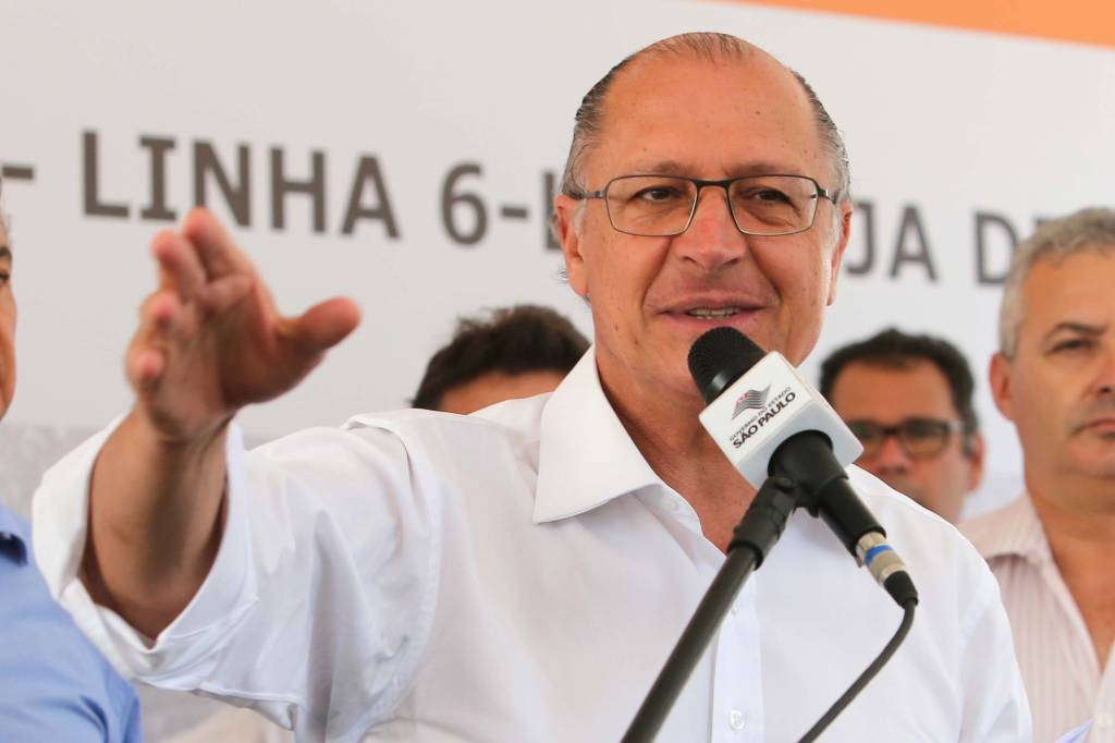 Alckmin dá início às obras atrasadas da linha 6 do metrô
