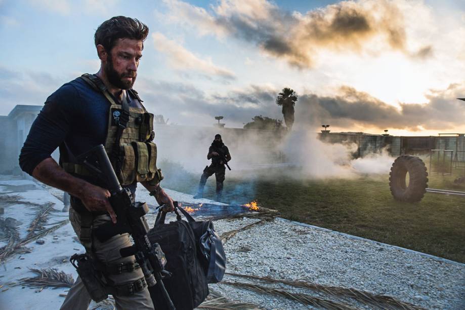 13 Horas - Os Soldados Secretos de Benghazi: John Krasinski num papel atípico e músculos extras 13 Horas - Os Soldados Secretos de Benghazi: John Krasinski num papel atípico e músculos extras