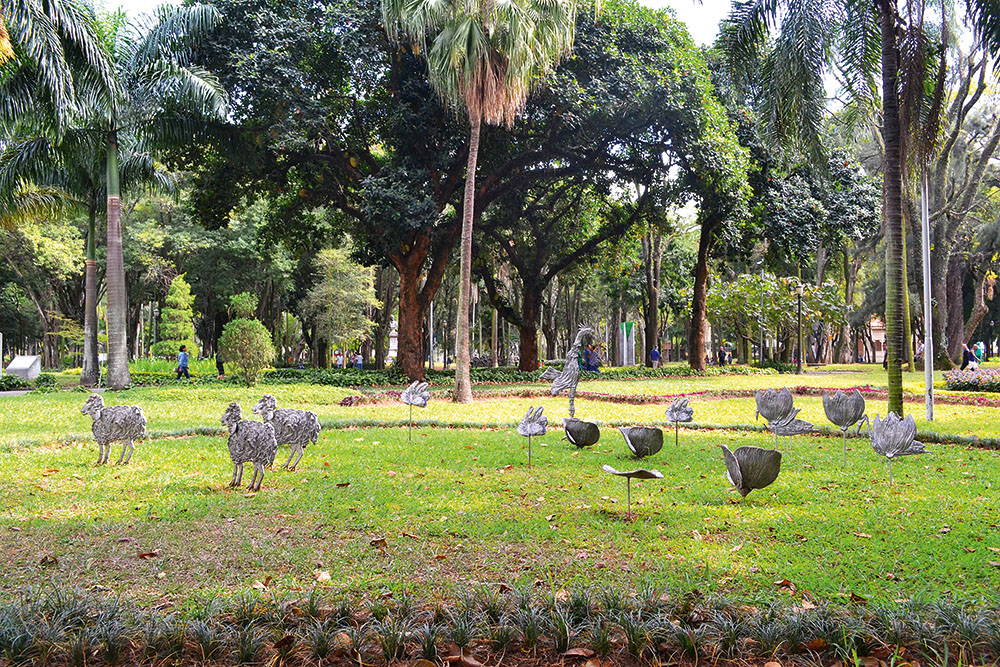 Museu a céu aberto no centro, Jardim da Luz tem 15 obras restauradas