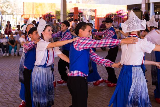 As coreografias apresentadas têm cerca de 1 600 anos. As coreografias apresentadas têm cerca de 1 600 anos.