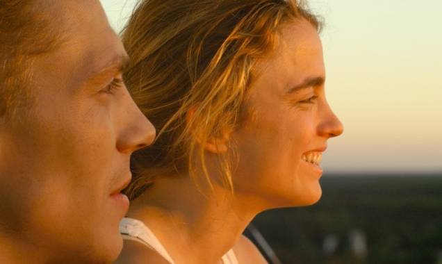 Amor à Primeira Briga: Arnaud (Kevin Hazaïs) e Madeleine (Adèle Haenel) Amor à Primeira Briga: Arnaud (Kevin Hazaïs) e Madeleine (Adèle Haenel)
