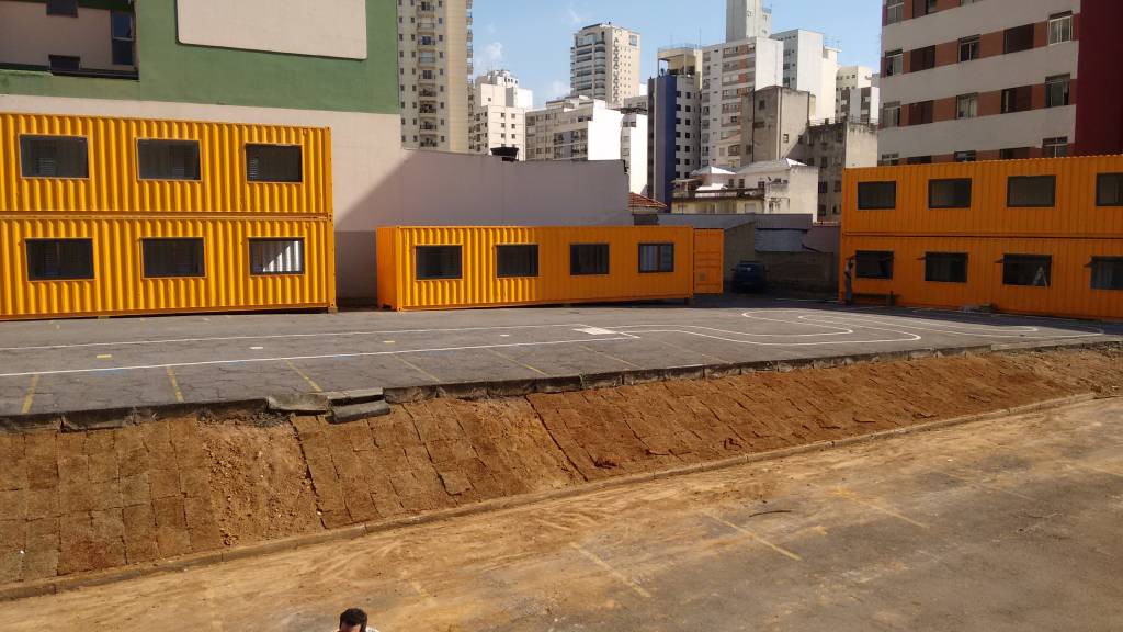 Novo food park é inaugurado ao lado do metrô Marechal Deodoro