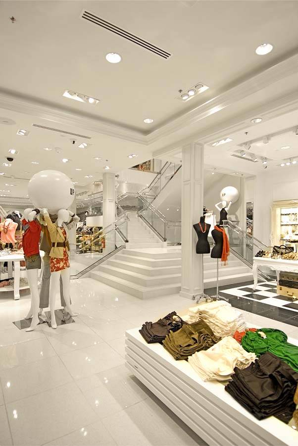 Rede americana Forever 21 chega a São Paulo neste sábado (15)