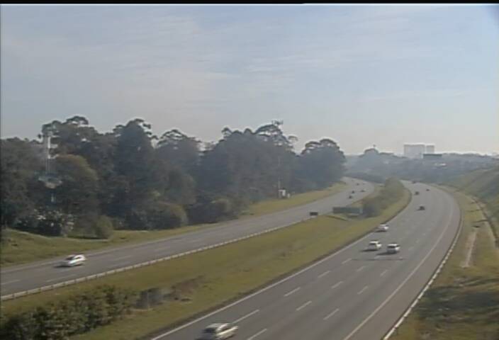 Volta do feriado tem trânsito tranquilo na manhã deste domingo