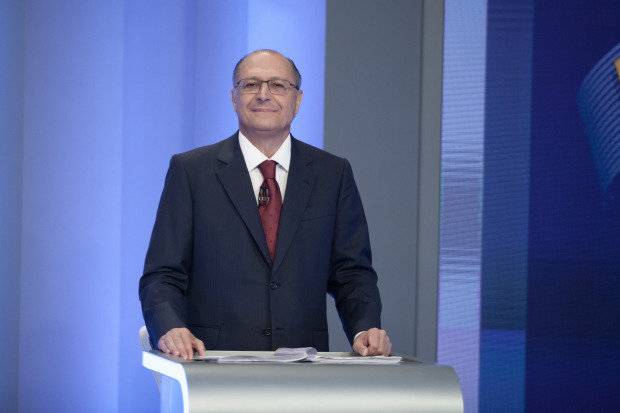 Alckmin troca cúpula da Receita em meio a investigação de máfia
