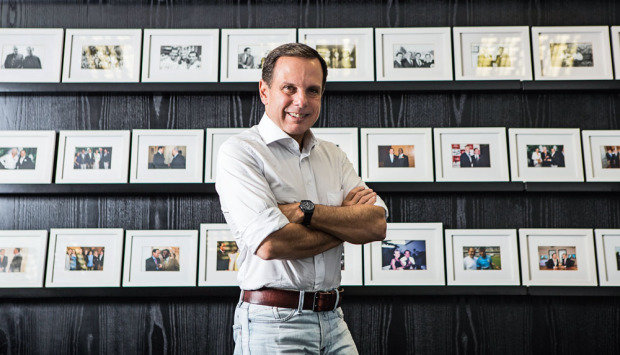 Novo prefeito é workaholic assumido e diz que adora uma coxinha