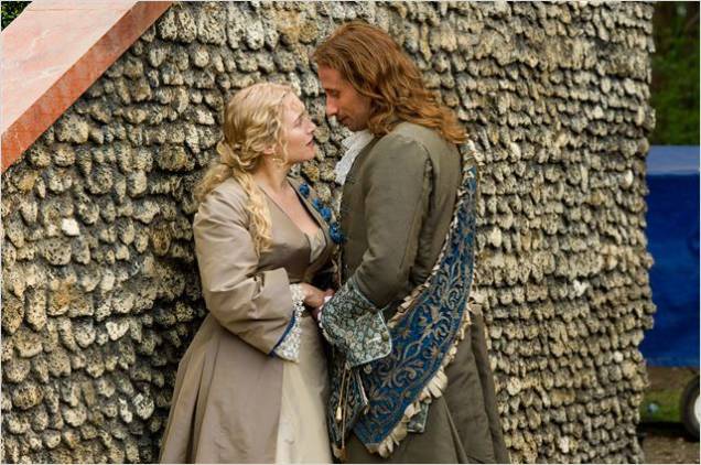 Um Pouco de Caos: Kate Winslet e Matthias Schoenaerts no elenco Um Pouco de Caos: Kate Winslet e Matthias Schoenaerts no elenco