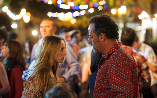 Meu Verão na Provença: Jean Reno, Anna Galiena e Chloé Jouannet estão no elenco Meu Verão na Provença: Jean Reno, Anna Galiena e Chloé Jouannet estão no elenco