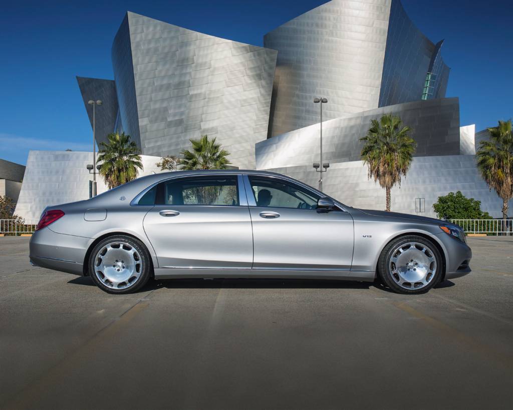 Modelo Maybach S 600 faz parte da linha premium da Mercedes
