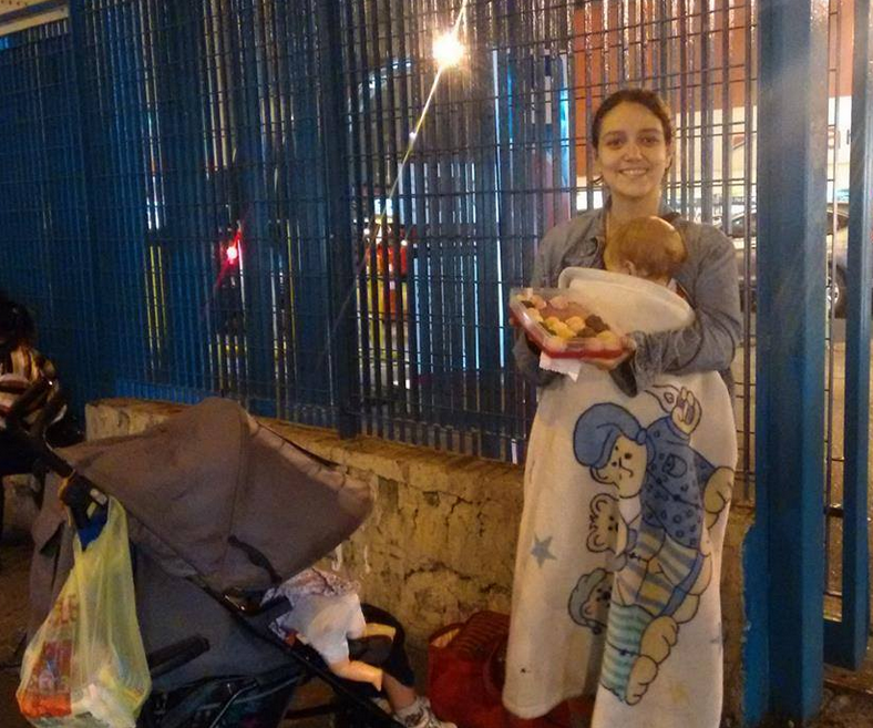 Vendedora de brigadeiros da Paulista provoca comoção no Facebook