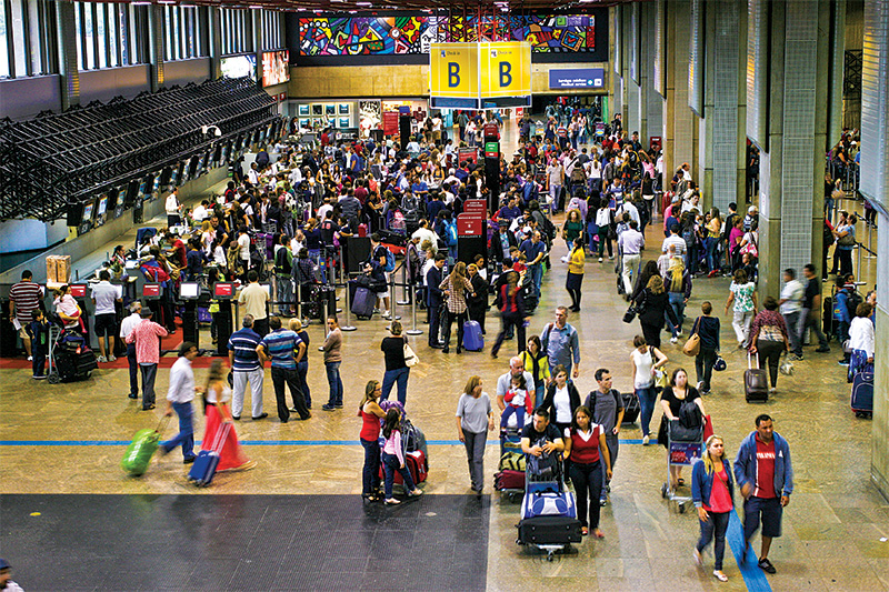Furtos de malas em Cumbica envolvem funcionários e passageiros