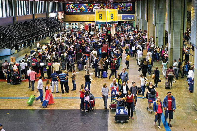 Ônibus Congonhas-Cumbica é alvo de arrastão
