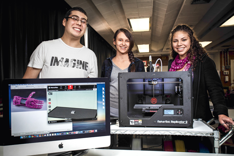 Com o uso de games para celular, escolas aumentam a participação de alunos