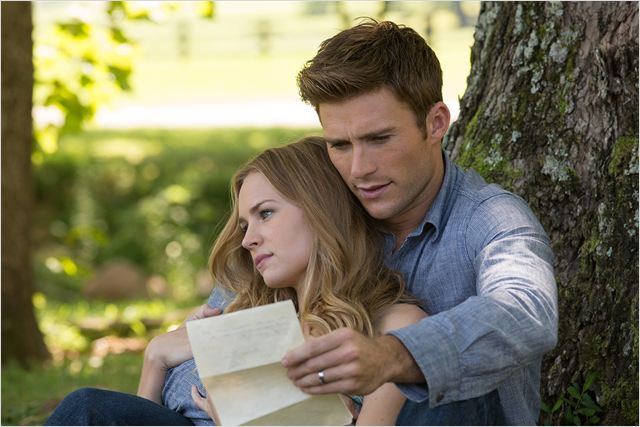 Uma Longa Jornada: Sophia Danko (Britt Robertson) e Luke (Scott Eastwood)