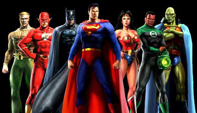 Público deve estar vestido de heroi da cabeça aos pés e com o logo visível Público deve estar vestido de heroi da cabeça aos pés e com o logo visível