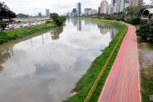 Ciclovia Rio Pinheiros: mais de 20 quilômetros de via Ciclovia Rio Pinheiros: mais de 20 quilômetros de via