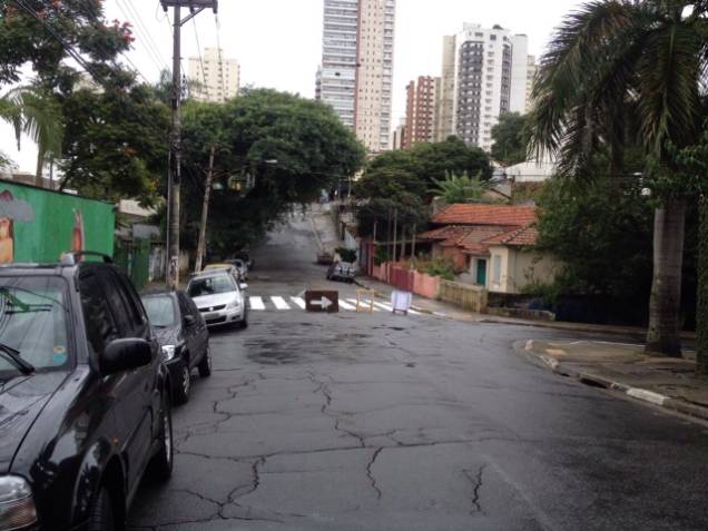 Região não contava com faixa de pedestres Região não contava com faixa de pedestres