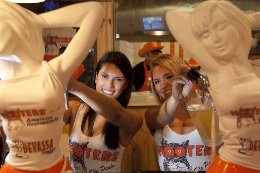 As garçonetes do Hooters