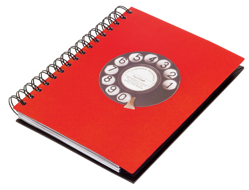 9. Agenda de telefone, da Papel Craft: R$ 85,00