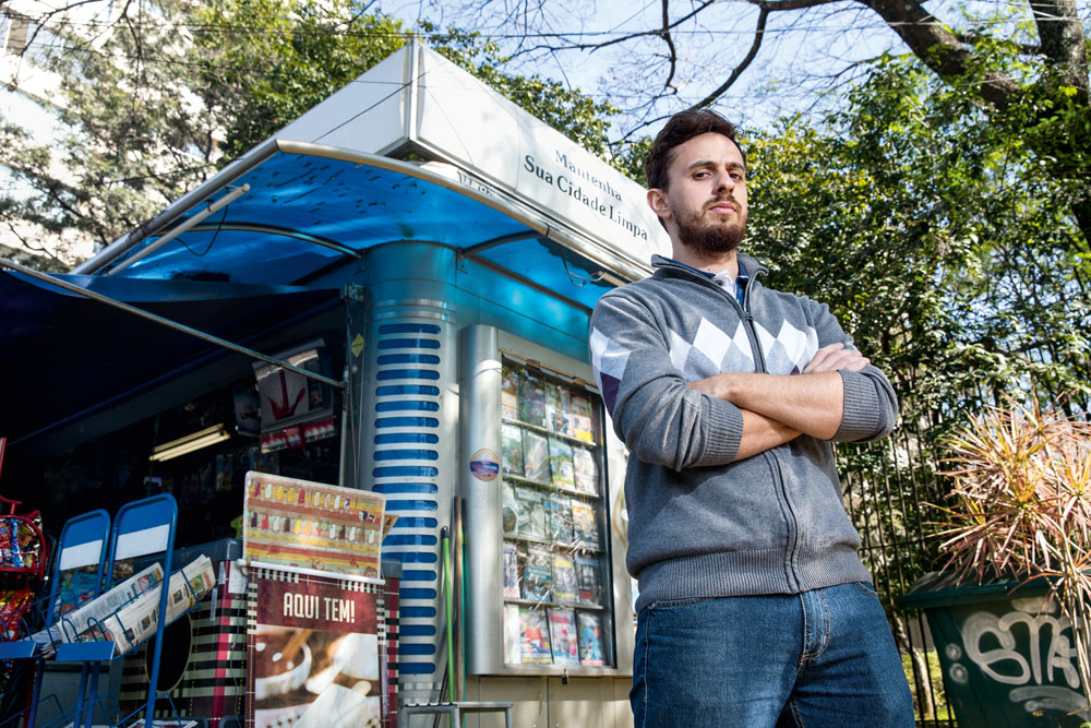Projeto de lei pretende liberar publicidade em bancas de jornal