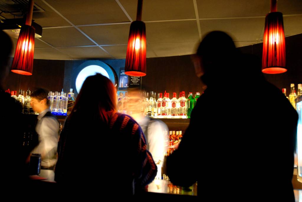 Latino indica locais para dançar ‘e beijar’ em São Paulo