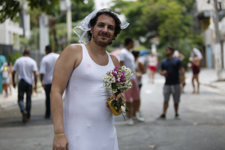 Bloco Casa Comigo, no domingo (1°)