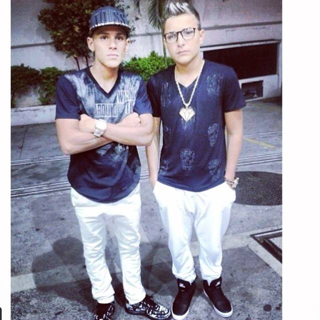 MC Gui e o irm&atilde;o, Gustavo