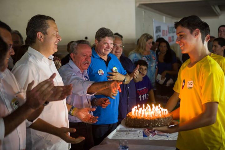 	O político comemorou 49 anos no último domingo, dia 10 de agosto, no Dia dos Pais