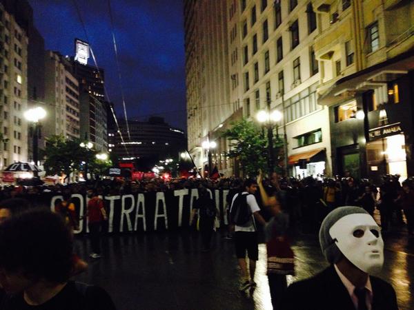 Segundo a PM: 1200 pessoas participaram Segundo a PM: 1200 pessoas participaram