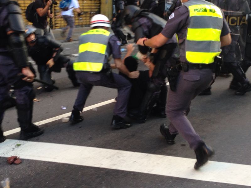 Foram disparados tiros de bala de borracha na Rua da Consolação Foram disparados tiros de bala de borracha na Rua da Consolação