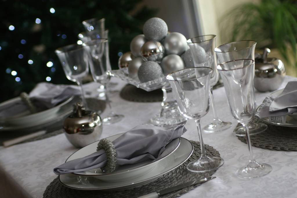 Como decorar a mesa para a ceia de Natal