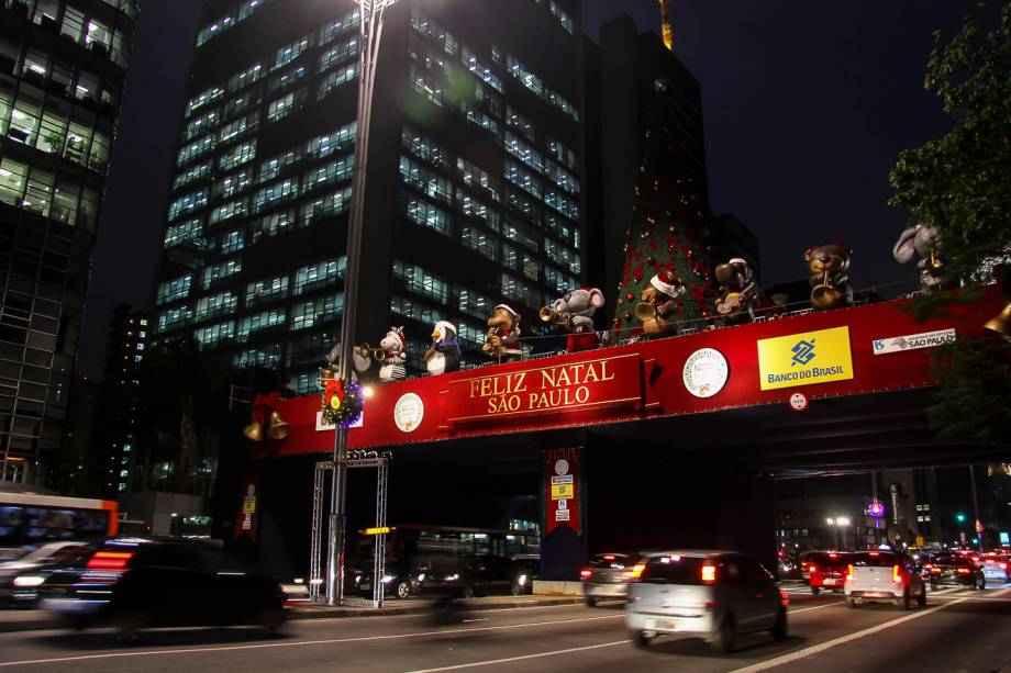 Palco foi montado na Avenida Paulista