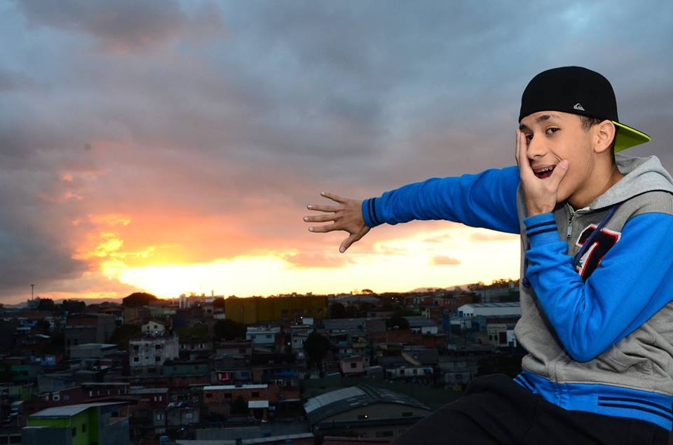 Concurso de Passinho do Romano anima centro cultural na Zona Norte