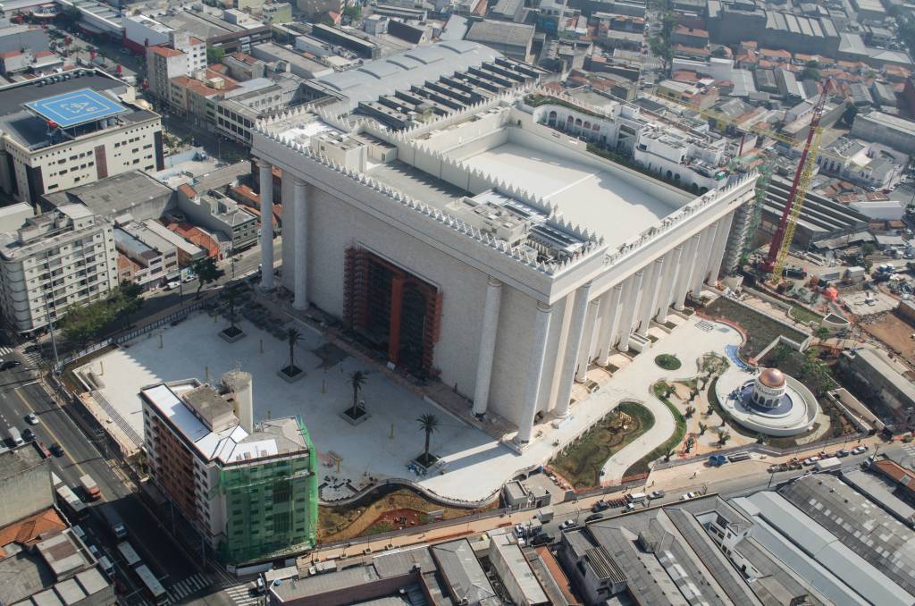 Templo de Salomão: prefeitura quer 3 500 moradias para regularizar igreja