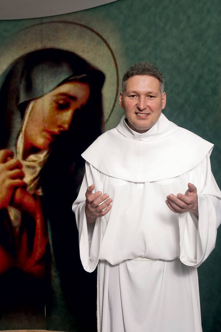 Padre Marcelo Rossi inaugura santuário com números épicos
