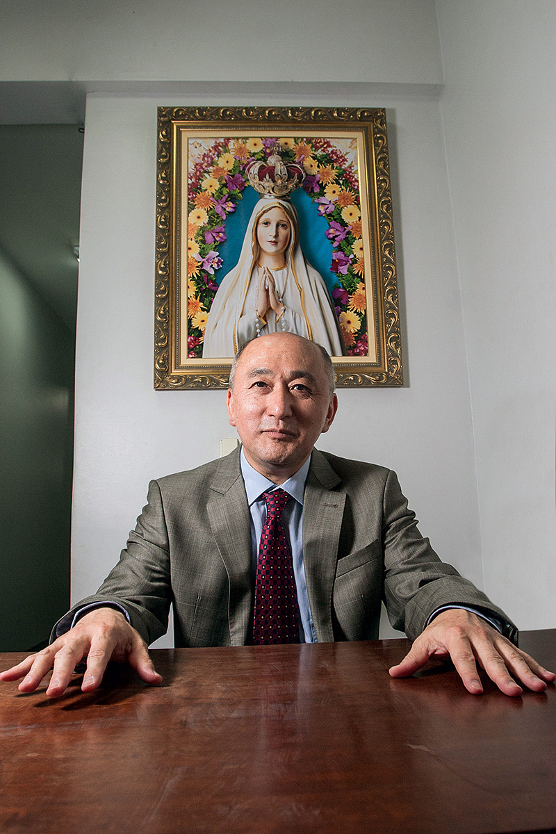 Fundadores da TFP brigam com mais novos por brasão e ideologia