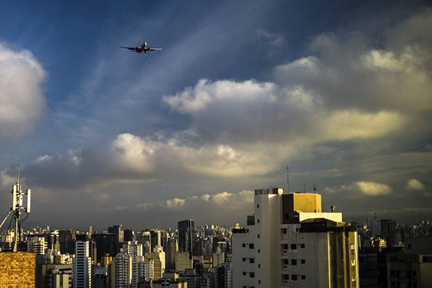 Oito aeroportos ainda sofrem com falta de combustível