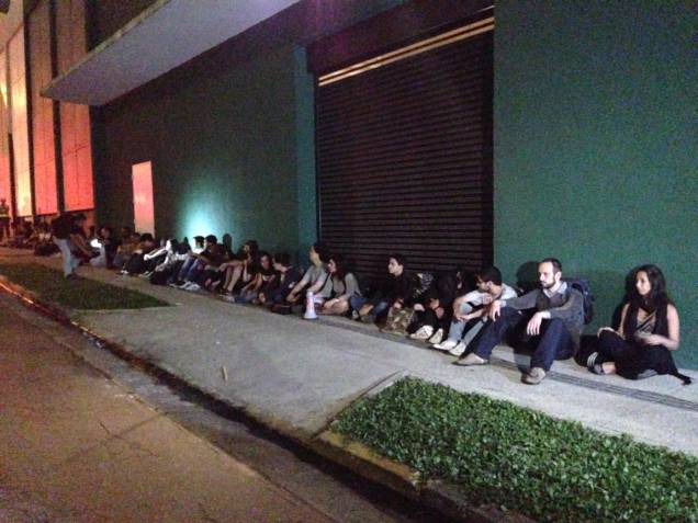 43 detidos pela polícia após final da passeata na Marginal 43 detidos pela polícia após final da passeata na Marginal