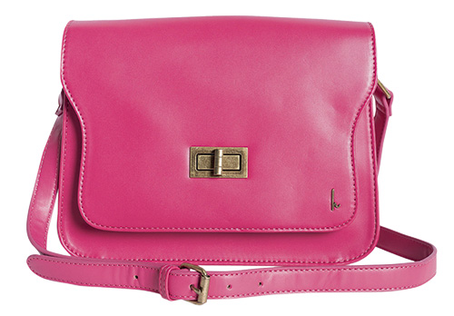 Pink. É o novo preto. R$ 139,90. Hering, tel.: 0800 47 3114, www.hering.com.br. Pink. É o novo preto. R$ 139,90. Hering, tel.: 0800 47 3114, www.hering.com.br.