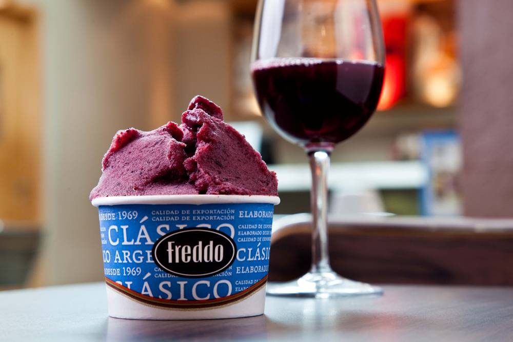 Combinação de sorvete e álcool inspira novos gelados