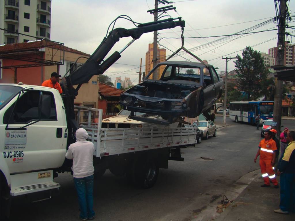 Prefeitura fará leilão de carros apreendidos por irregularidades