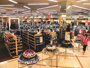 Bergen Town Center tem preços baixos e infraestrutura caprichada