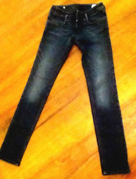 Calça jeans da Diesel. Preço: R$ 15,00 Calça jeans da Diesel. Preço: R$ 15,00